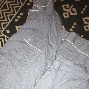 Vs pajamas